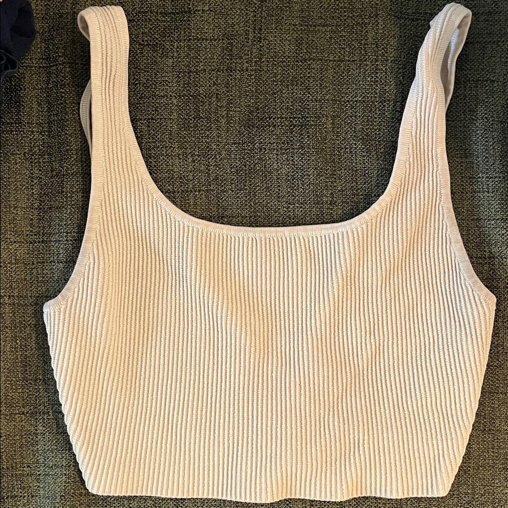 Babaton Ribbed Scoop Crop Tank - Cream